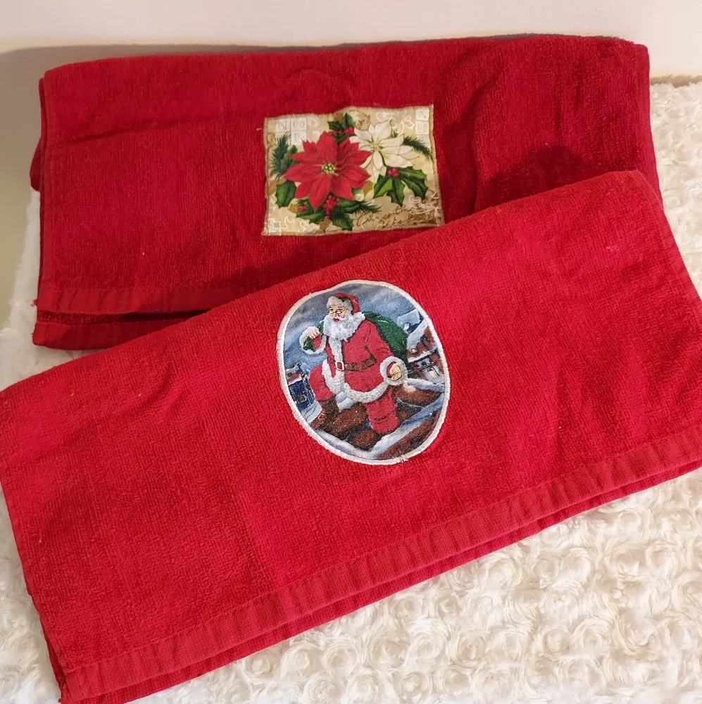 Bundle (2) Red Santa & Poinsettia kitchen towels Festive Holiday Christmas